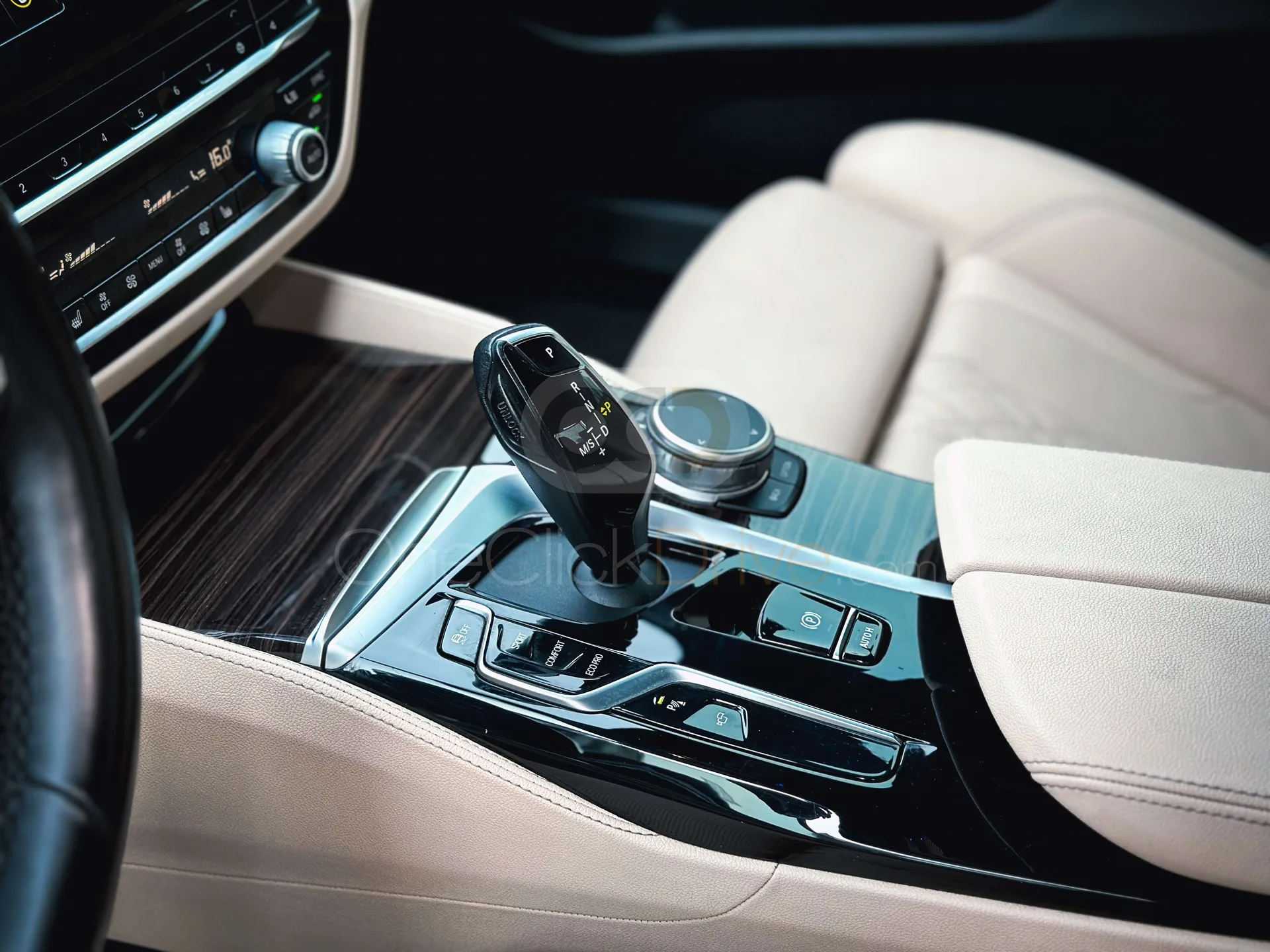 BMW 530i interior