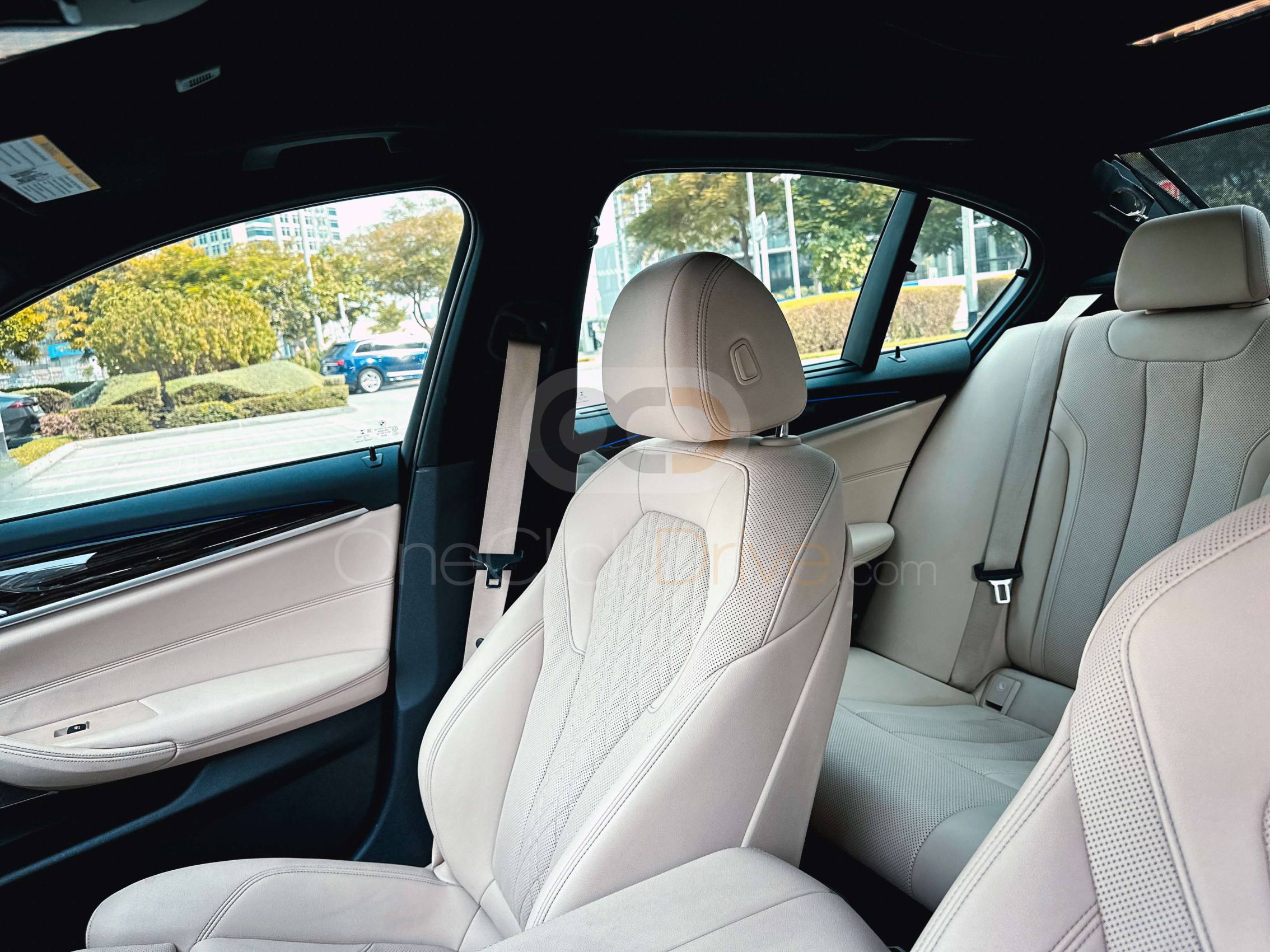 BMW 530i gallery page 9
