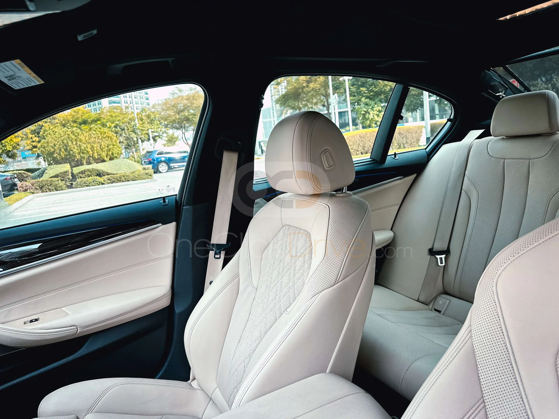 BMW 530i interior