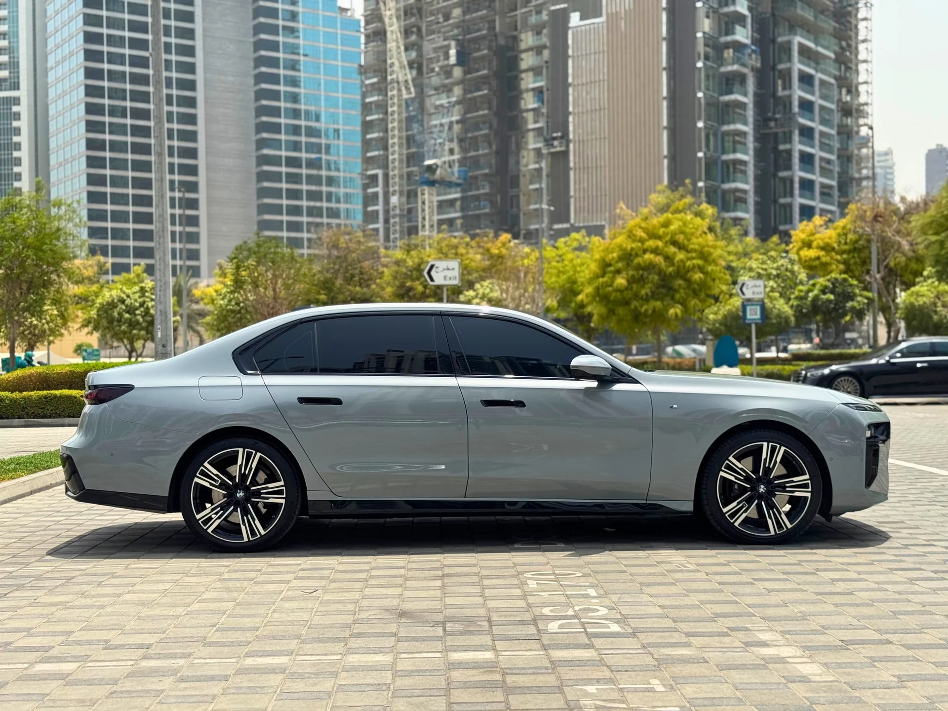BMW 740 Nardo Gray exterior