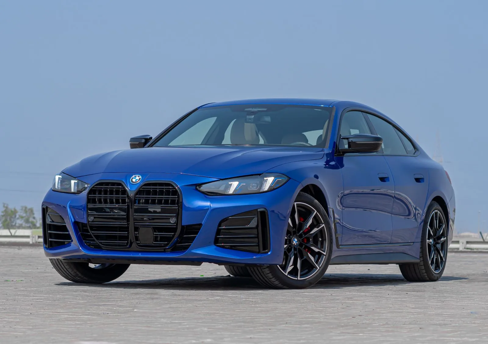 BMW M440i Sedan 2026 exterior