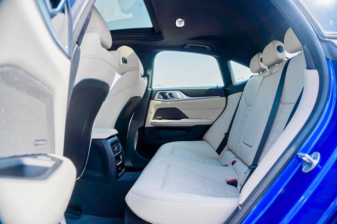 BMW M440i Sedan 2026 interior
