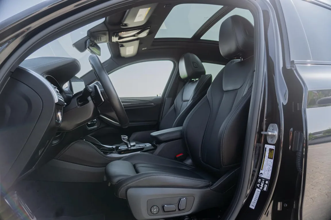 BMW X4 M40i 2026 interior