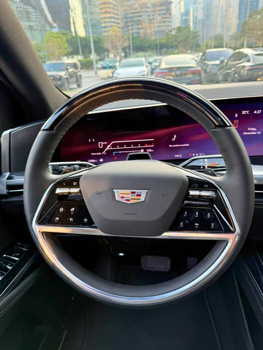 Cadillac Escalade 2026 interior