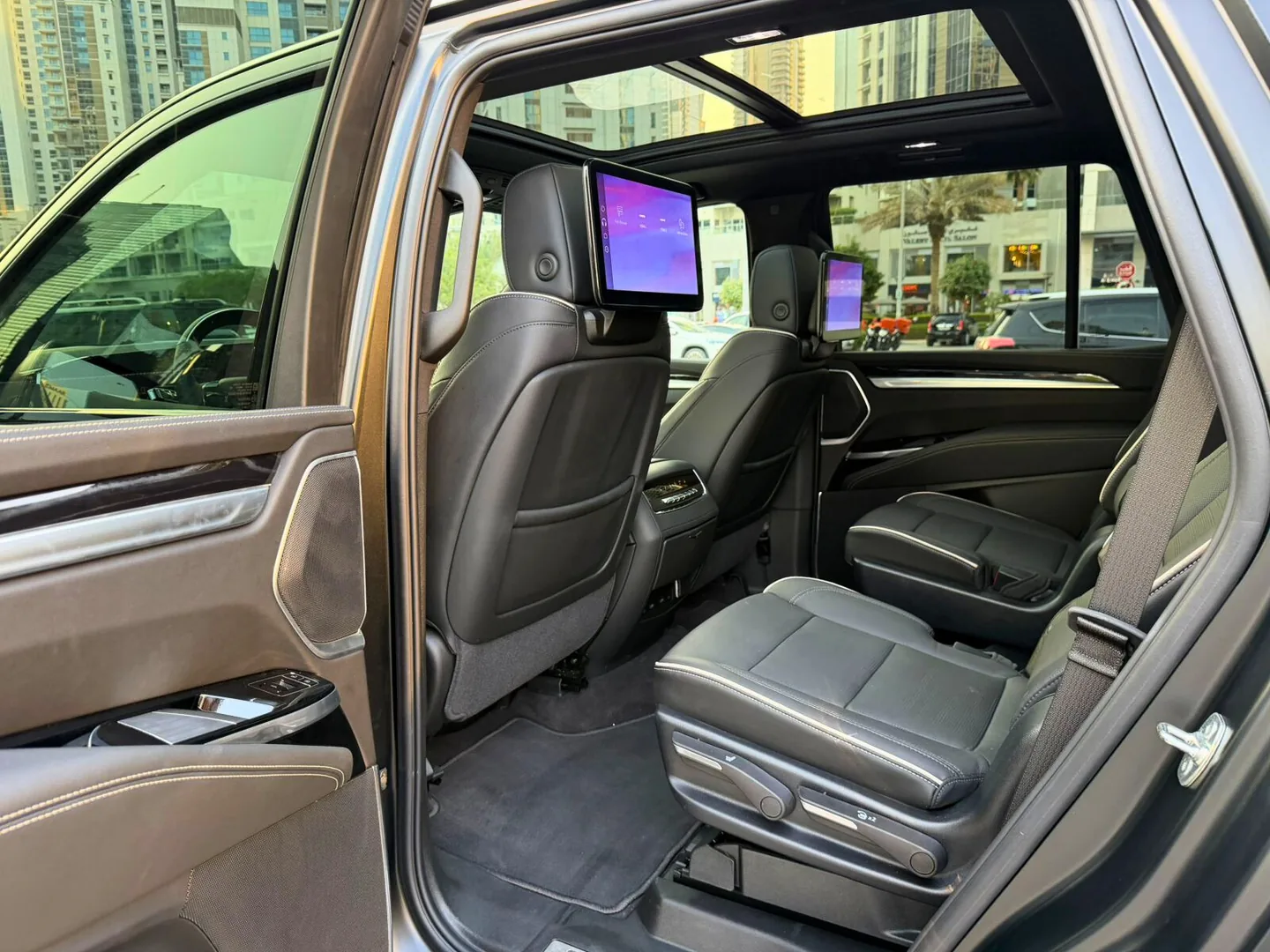 Cadillac Escalade 2026 interior