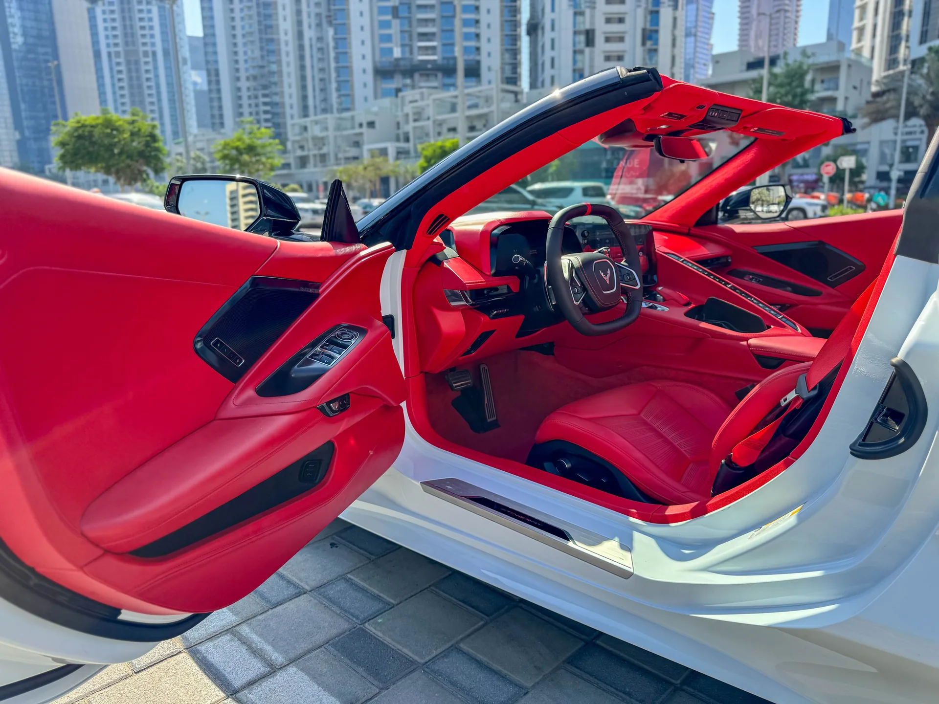 Corvette C8 White Auto Roof interior
