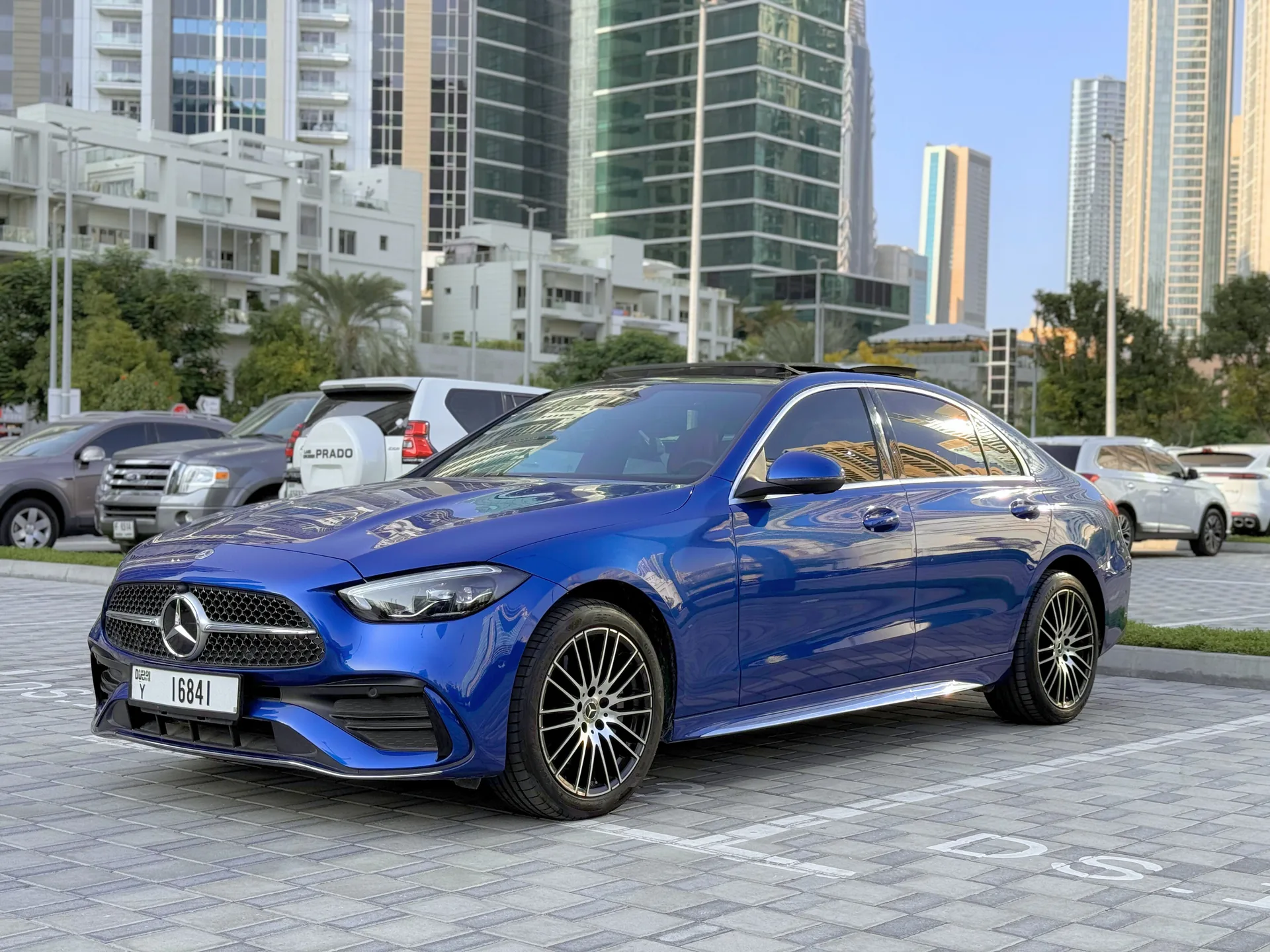 Mercedes-Benz C300 exterior