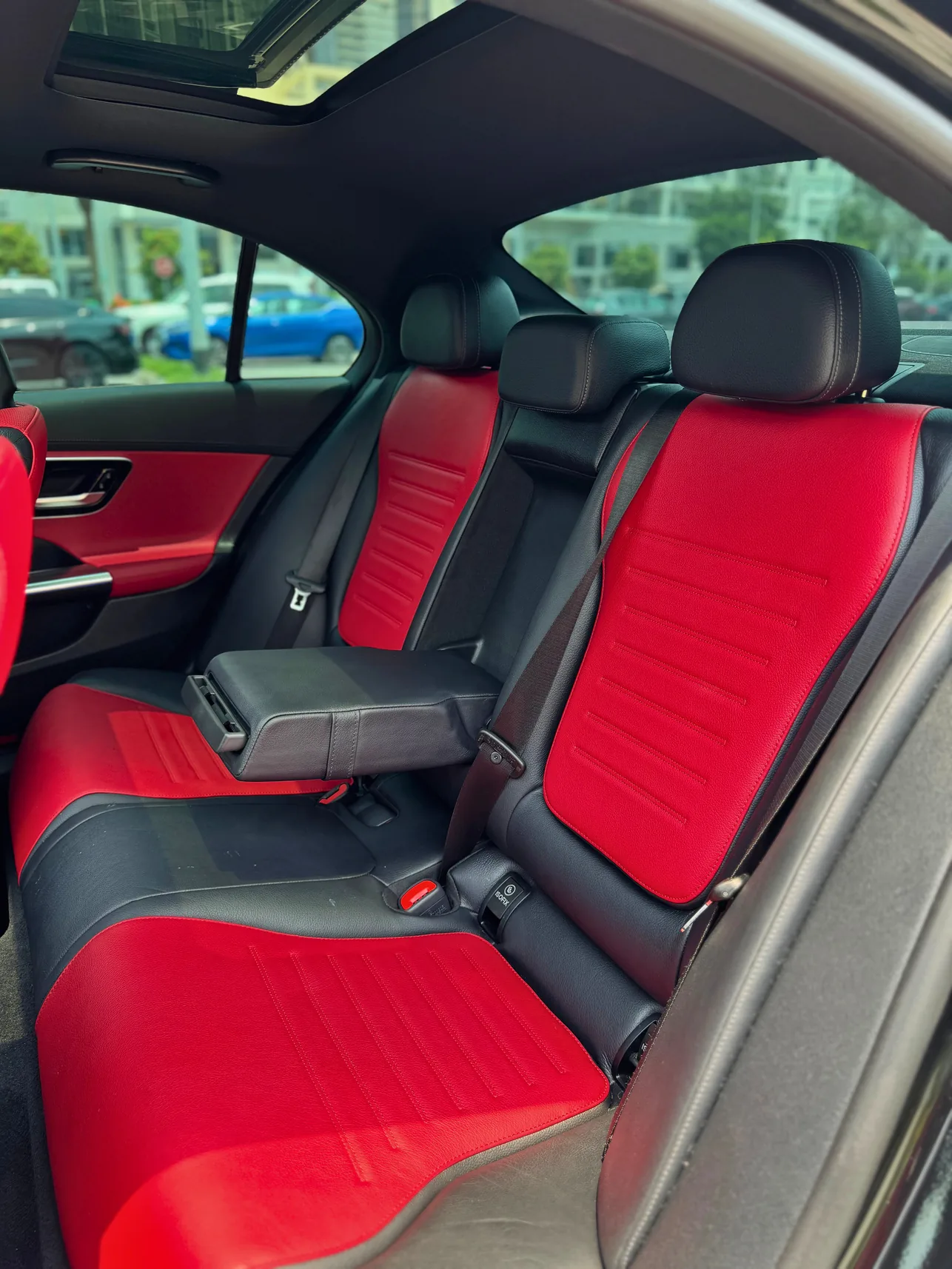 Mercedes C300 Black interior