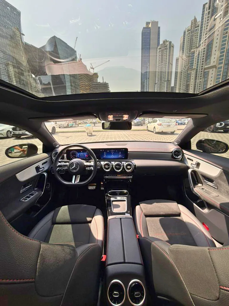 Mercedes CLA 250 2026 interior