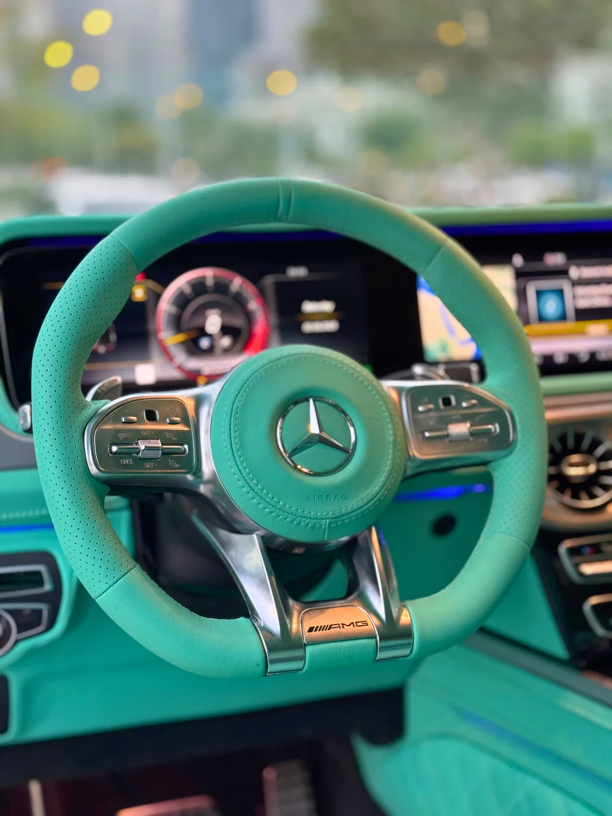 Mercedes G Brabus White & Tiffany Interior interior