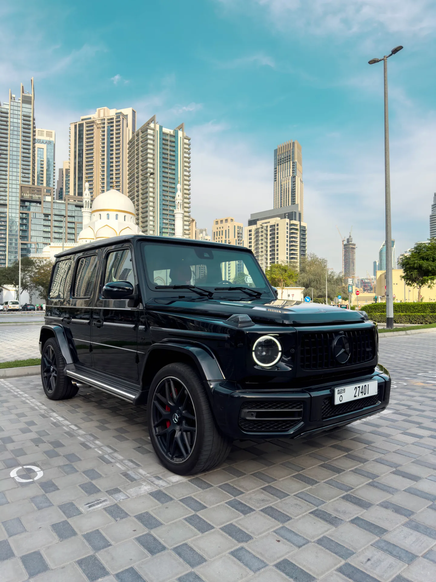 Mercedes G63 Black exterior
