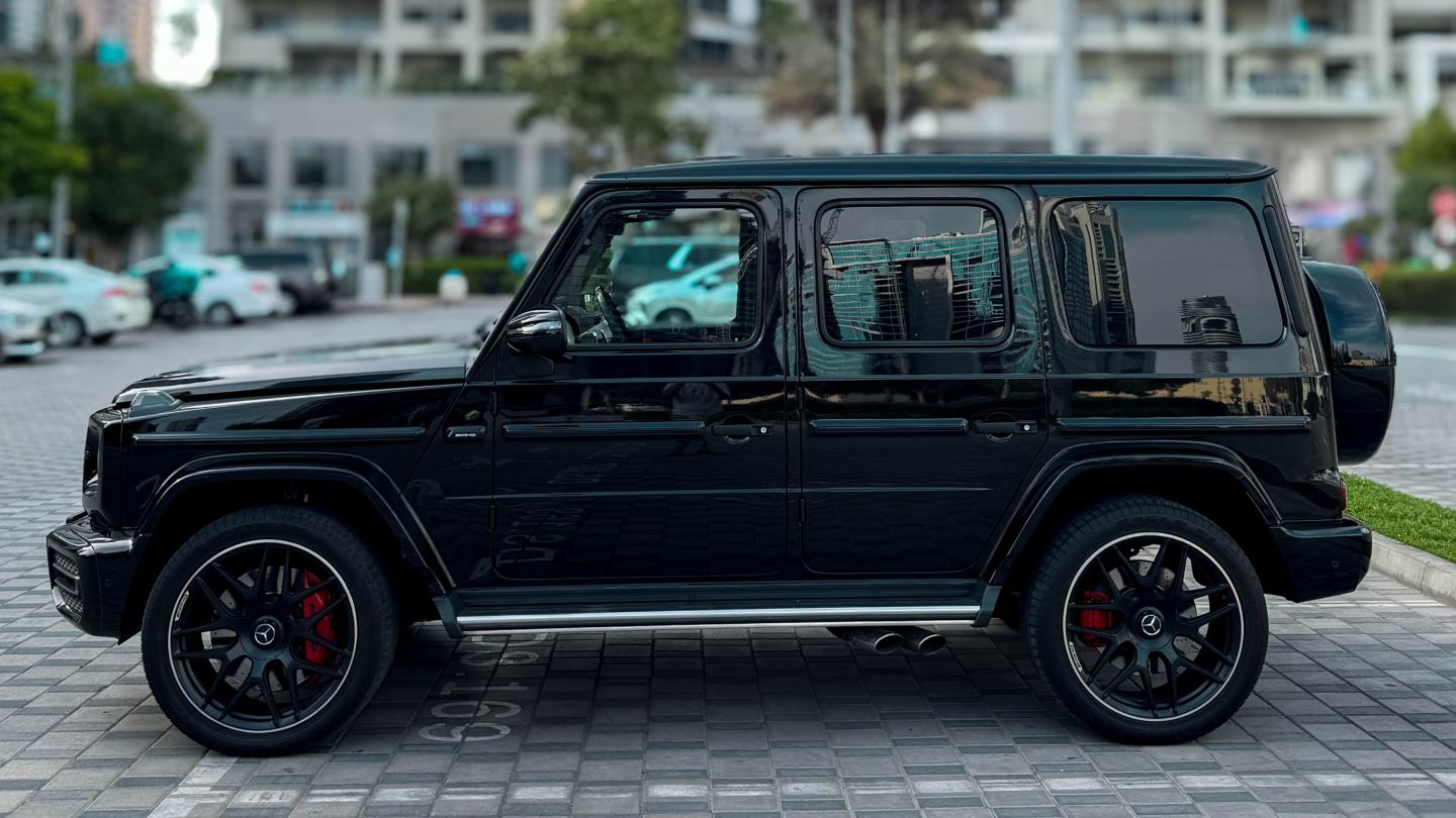 Mercedes-AMG G63 Black gallery page 3