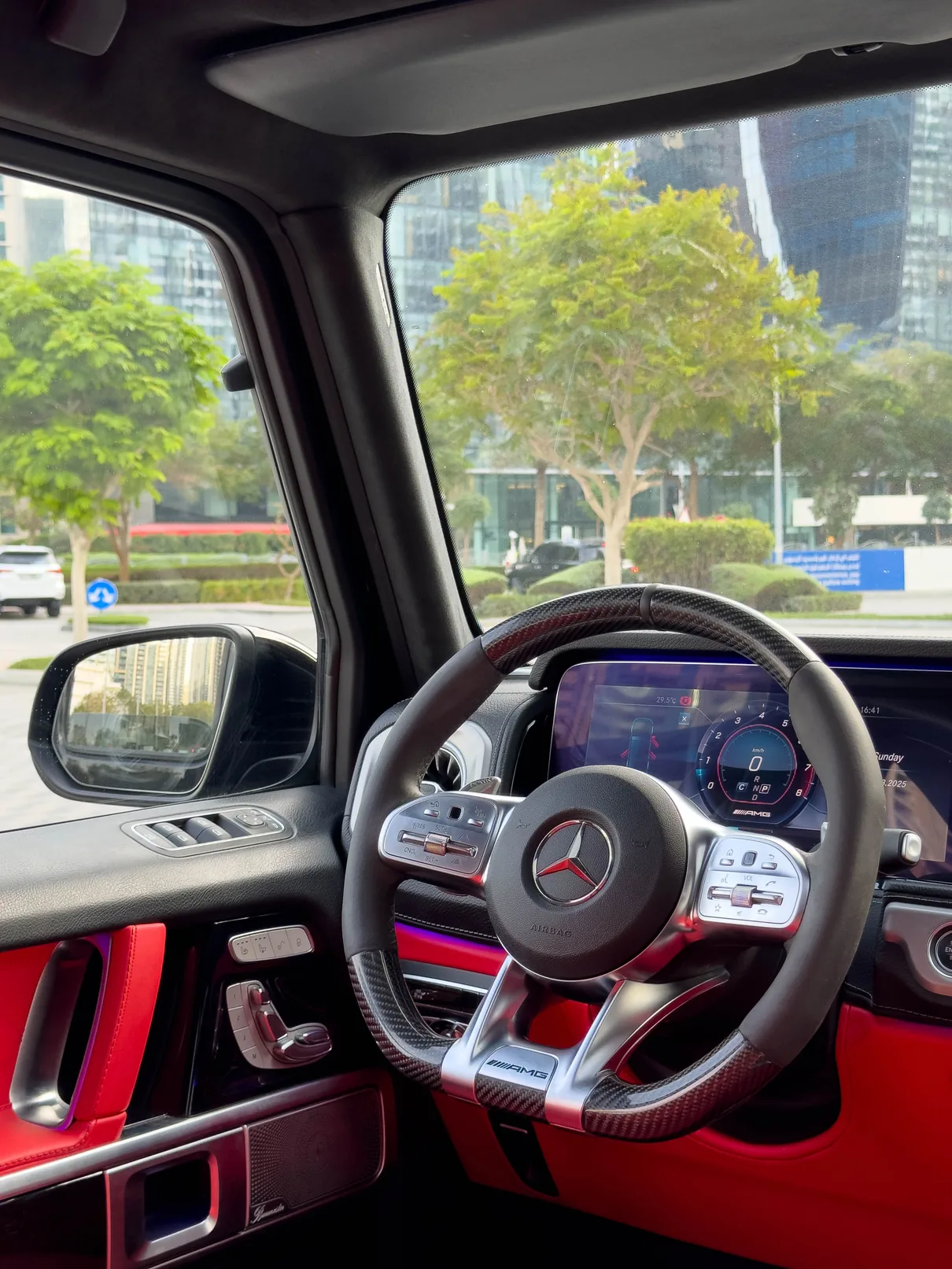 Mercedes G63 Black interior