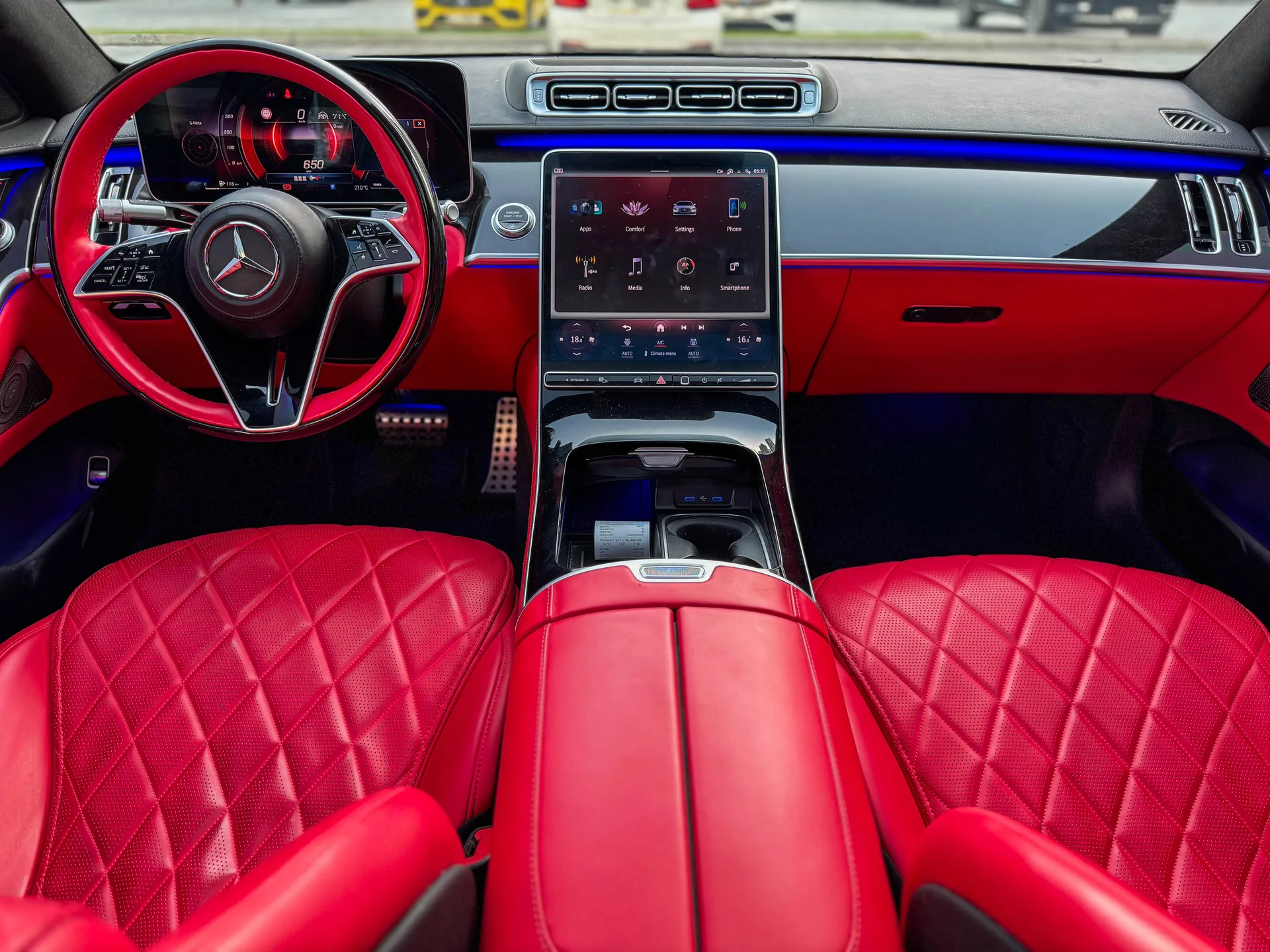Mercedes S 580 L AMG interior