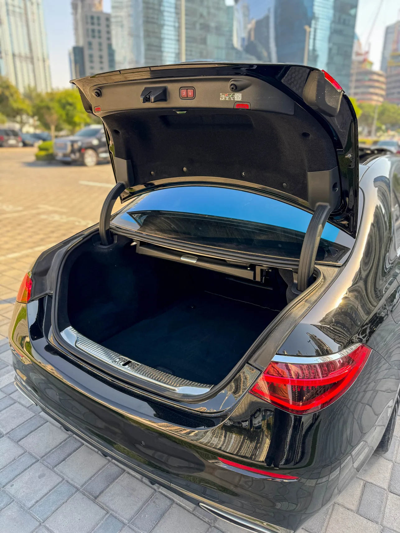 Mercedes S 580 L AMG interior