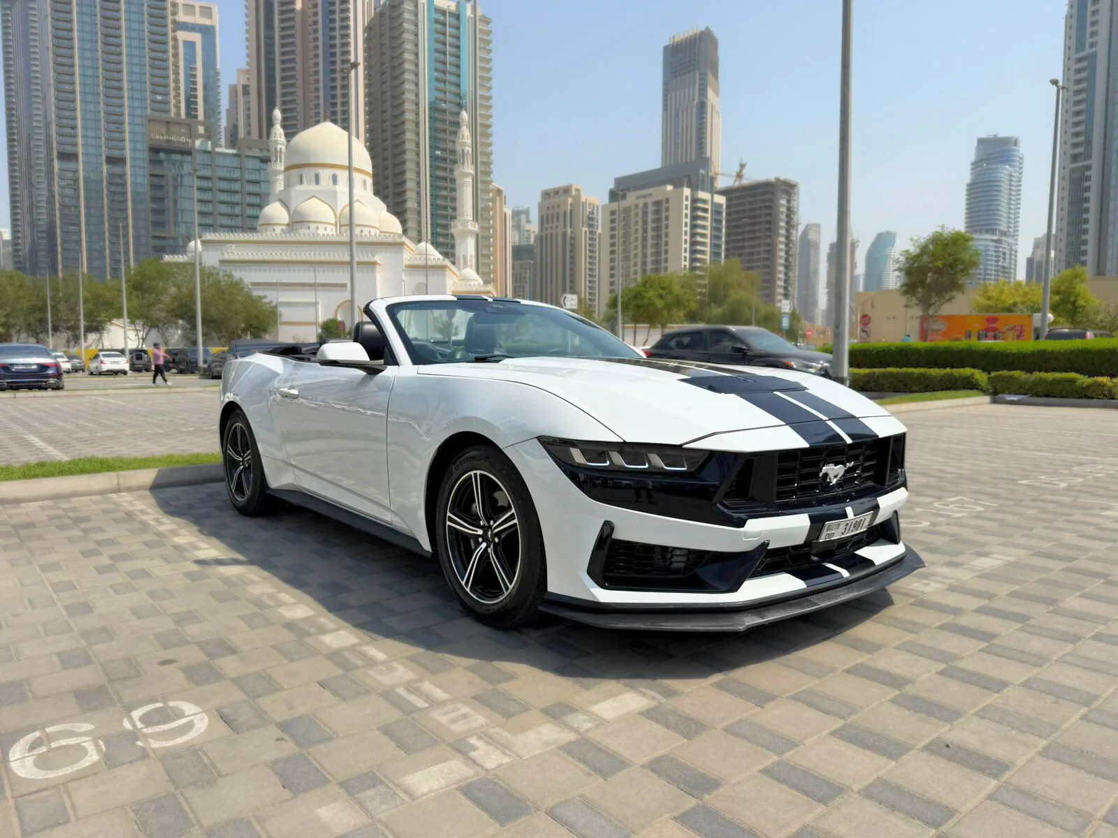 Mustang Convertible 2025 exterior