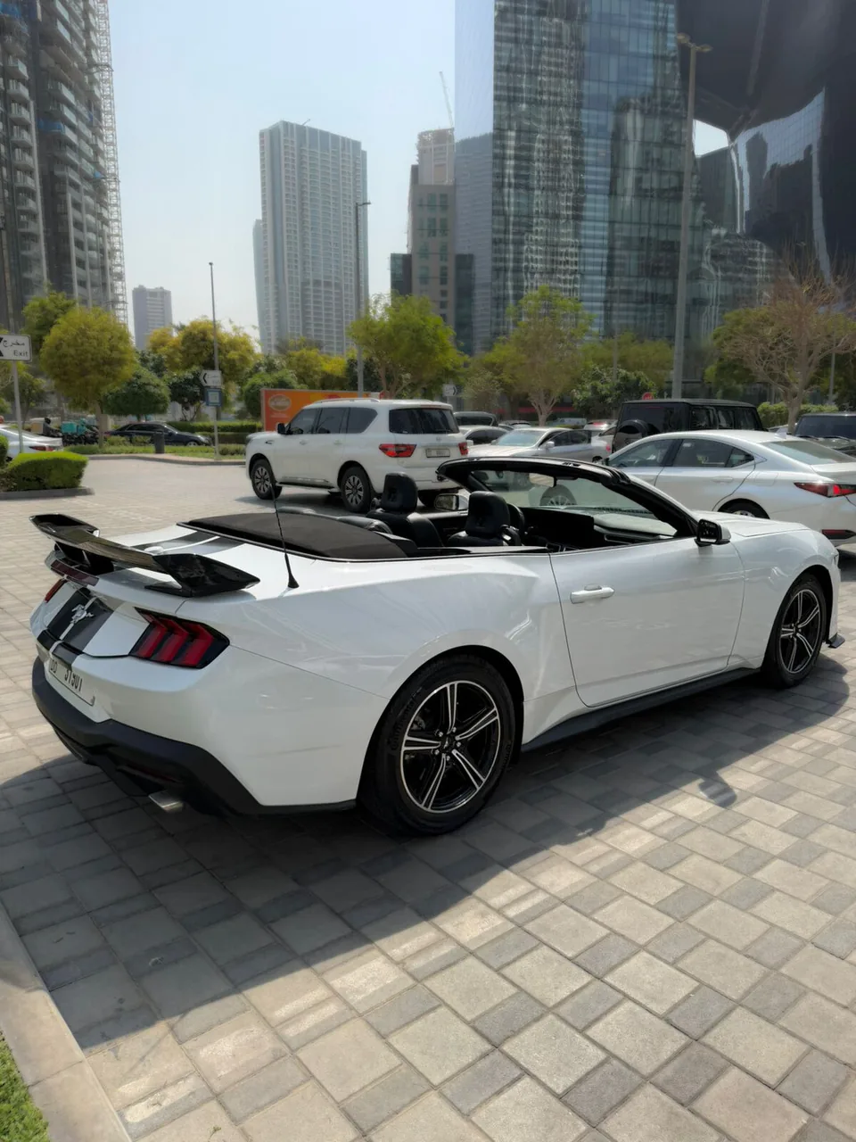 Mustang Convertible 2025 interior