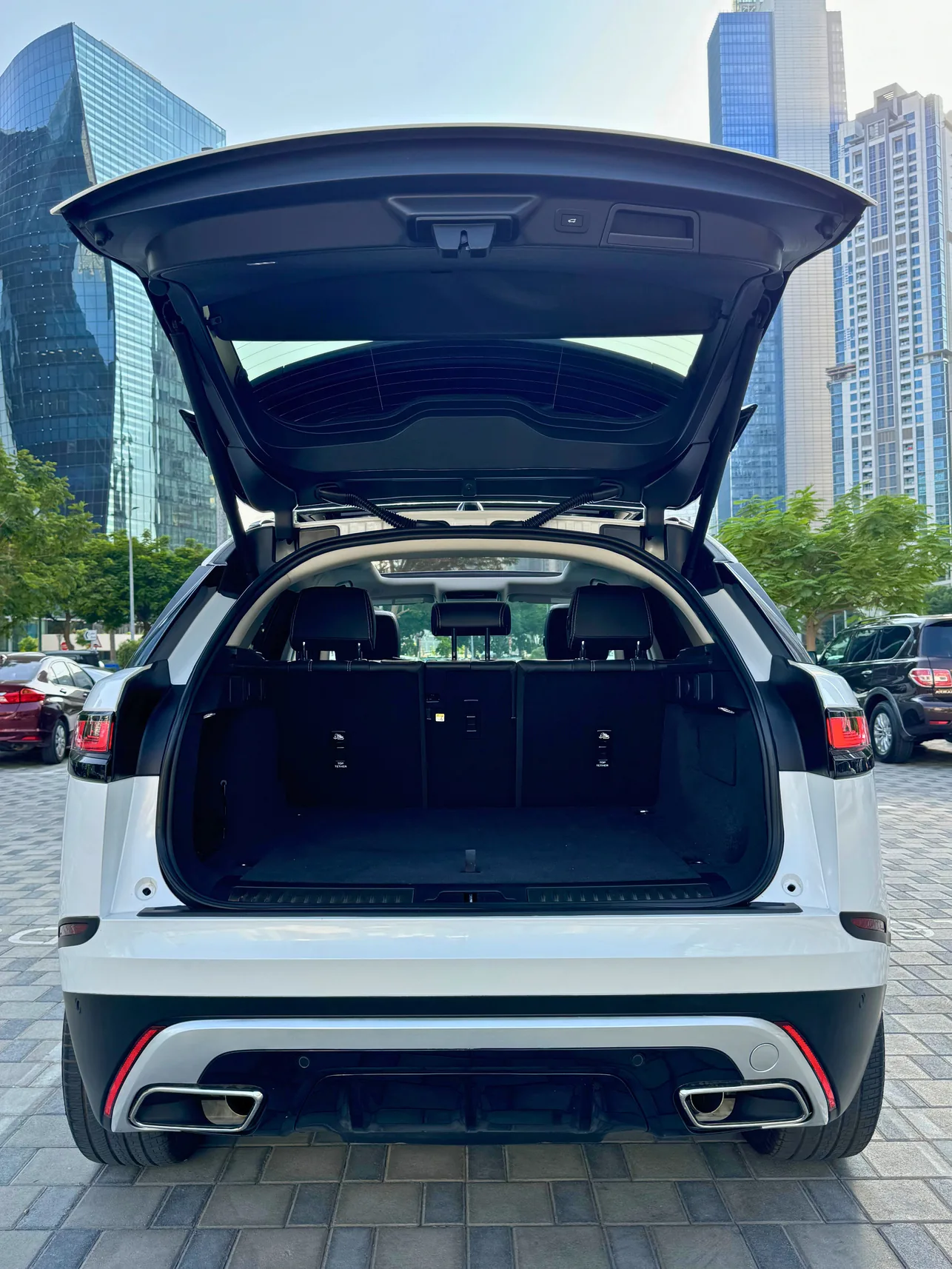 Range Rover Velar interior